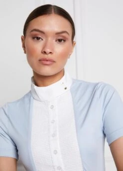 Holland Cooper Short Sleeve Show Shirt - Sky Blue 8 Holland Cooper Short Sleeve Show Shirt - Sky Blue -Ridingwear Sales Store hccompshirtsky4rdy