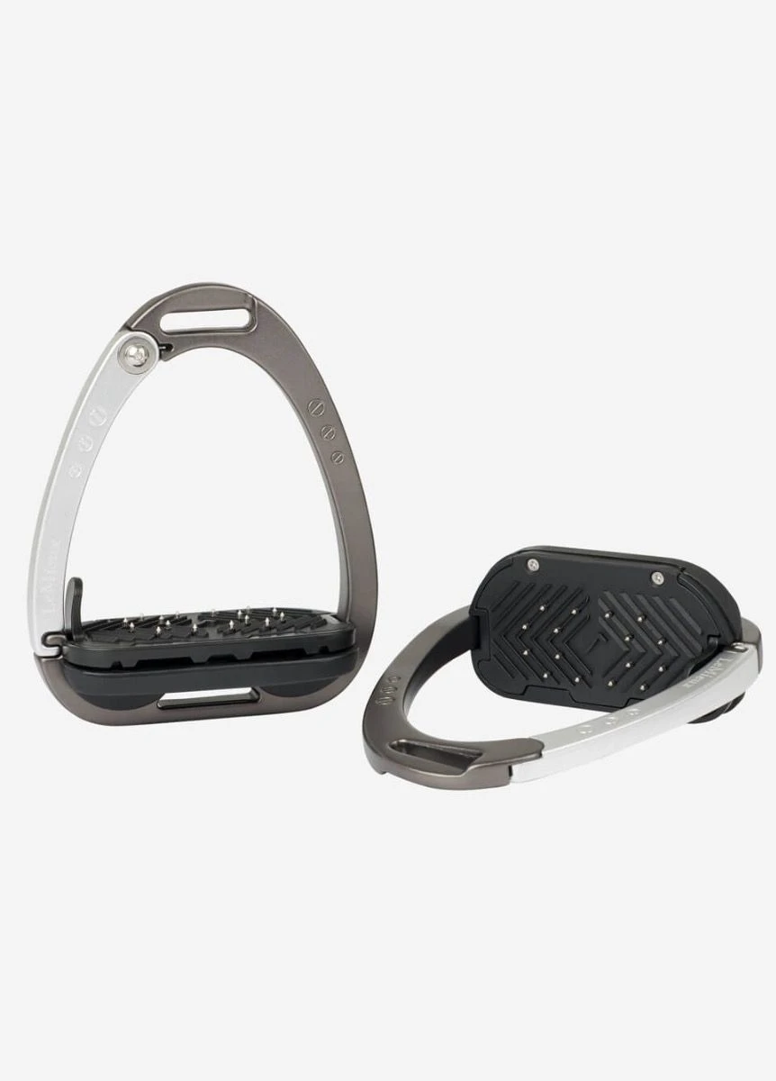 LeMieux Vector Balance Stirrups - Carbon/Silver 1 LeMieux Vector Balance Stirrups - Carbon/Silver